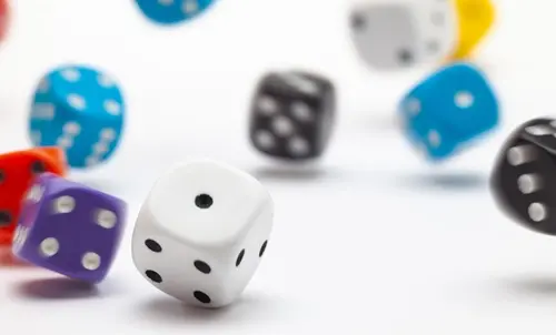 サイコロを使ったダイスゲームを紹介